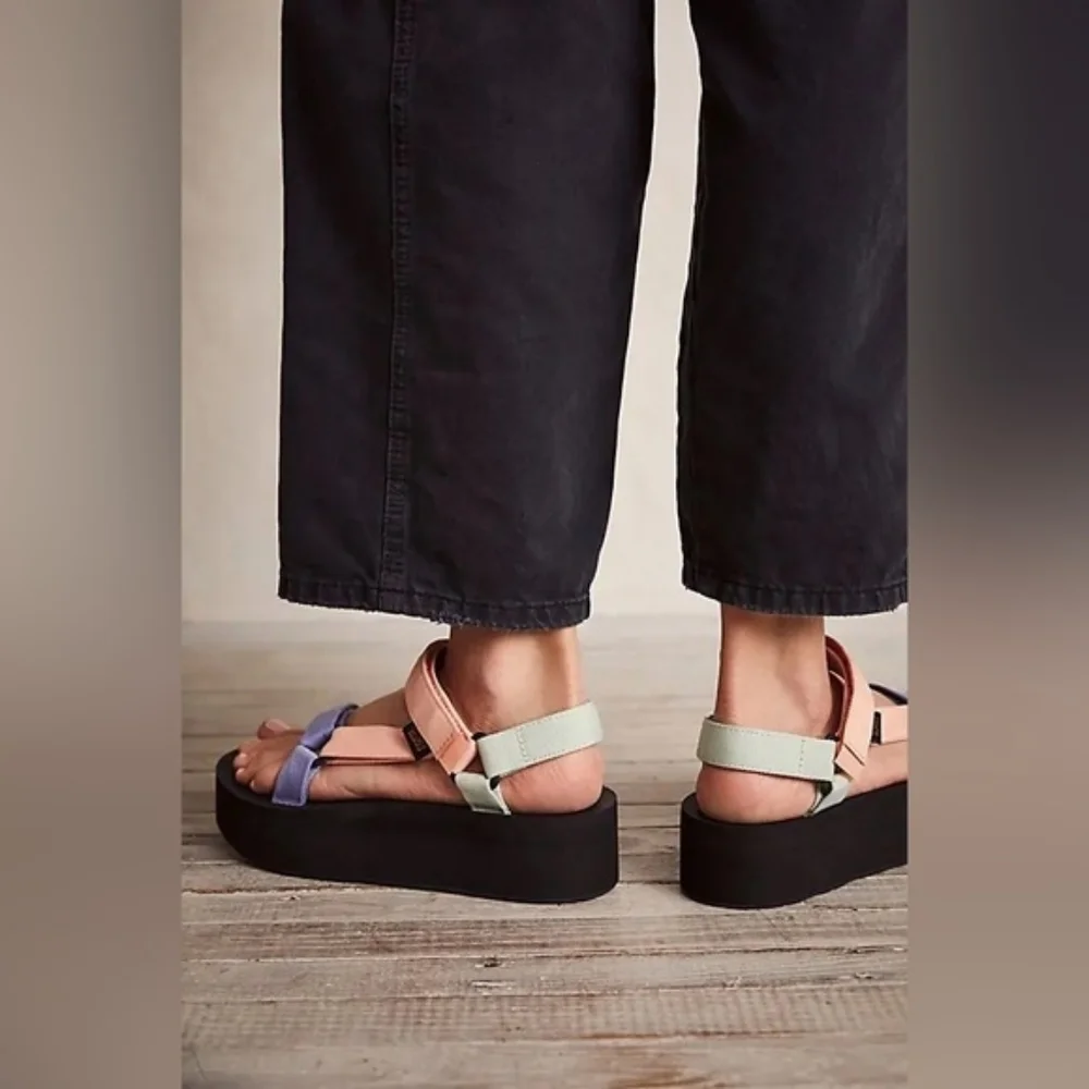 Teva Flatform Universal Sandal Sherbert Multi Pastel Peach Mint Chunky Sz 10 NEW - Picture 7 of 7